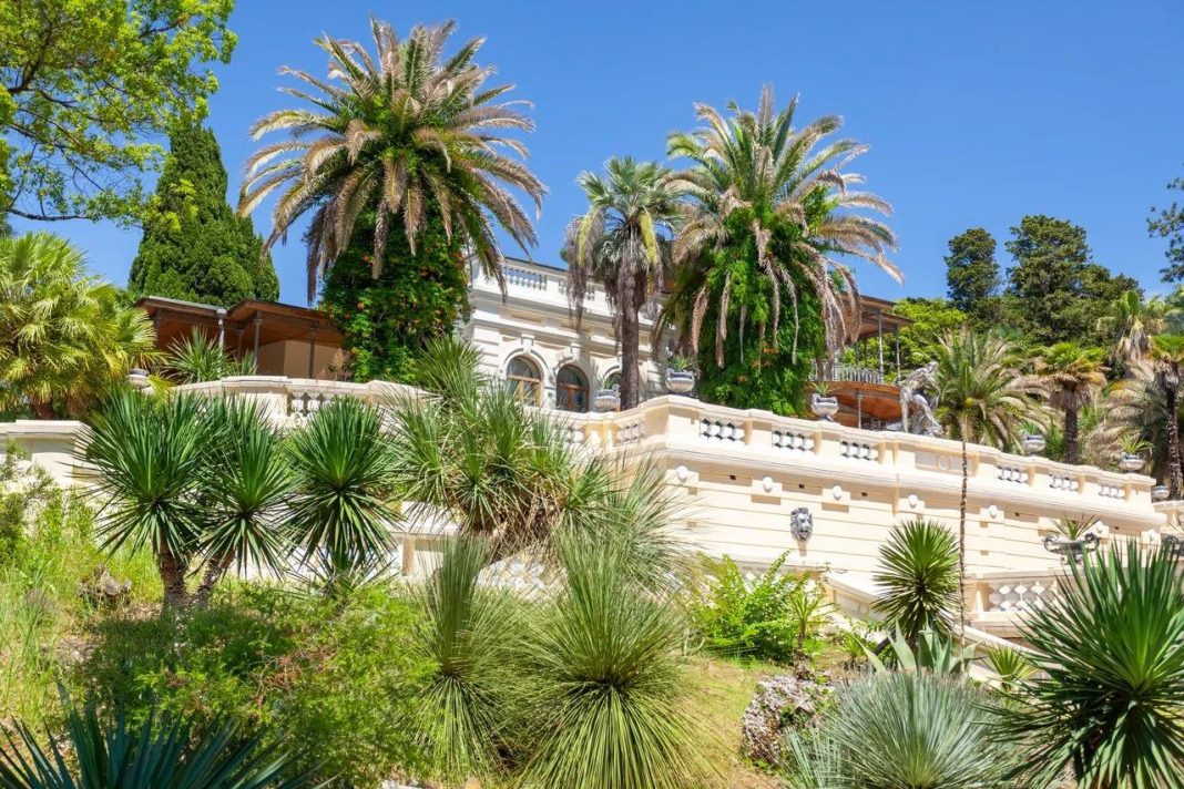 Сочи отмечает день рождения создателя «Русской Ниццы» Худекова