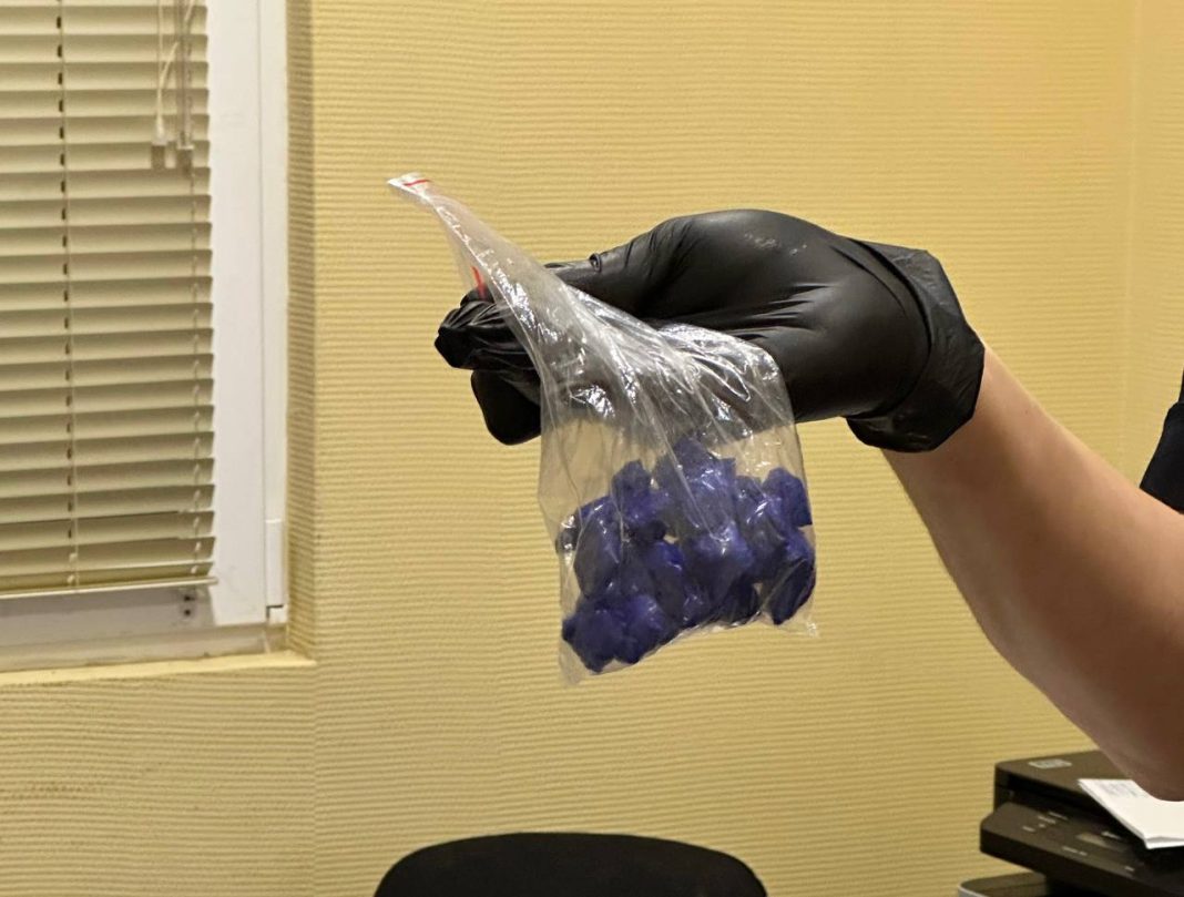 Сожителей-закладчиков задержали в Сочи с крупной партией экстази