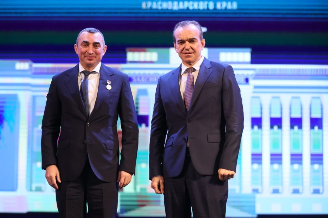 Борис Юнанов рассказал об итогах года депутатской работы