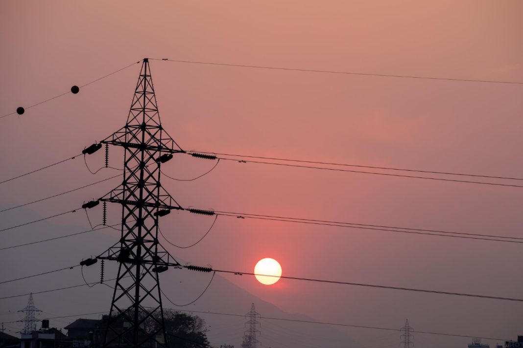 Плановые отключения электроэнергии: где в Сочи не будет света 10 и 11 декабря