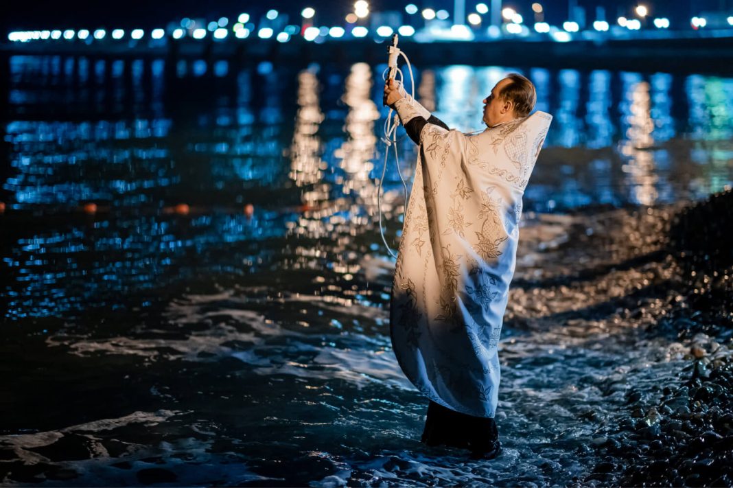 В Сочи оборудуют купели для проведения Крещенских купаний