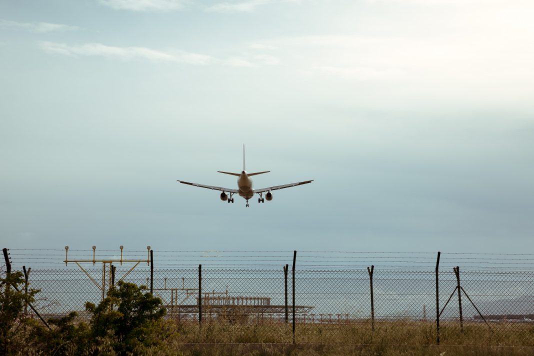 Фигуристы-чемпионы из России могли находиться на борту разбившегося в США самолёта