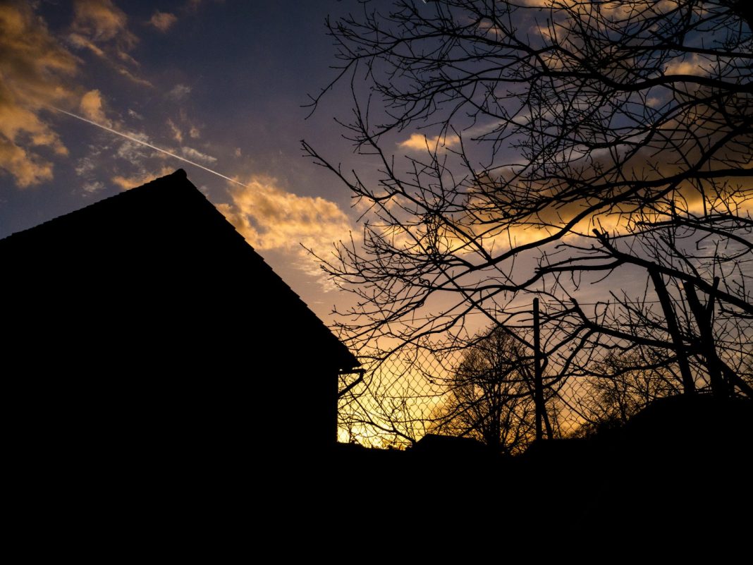 Плановые отключения света: кого затронет в Сочи 24 января