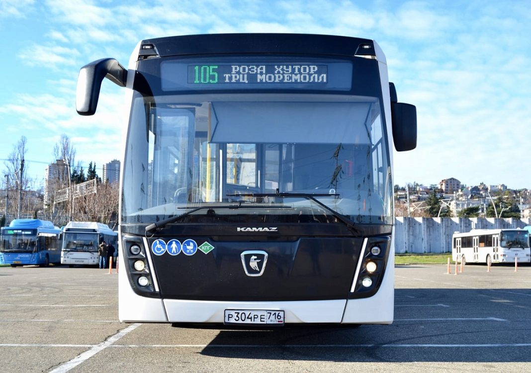 Тестирование новой модели автобуса на курорте продлится до февраля: он соединяет центр Сочи с горным кластером