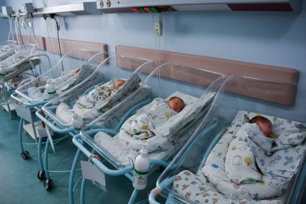 В первые часы 2025 года в Сочи родились трое детей