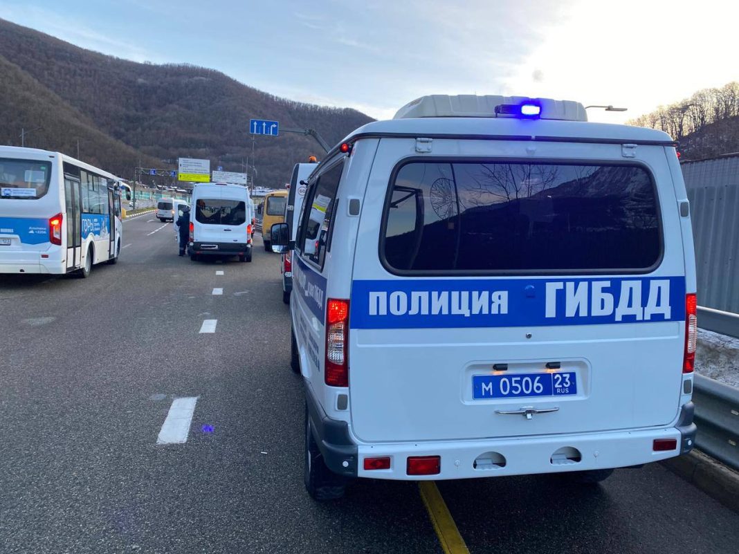 В горном кластере Сочи прошел рейд по соблюдению автобусами ПДД