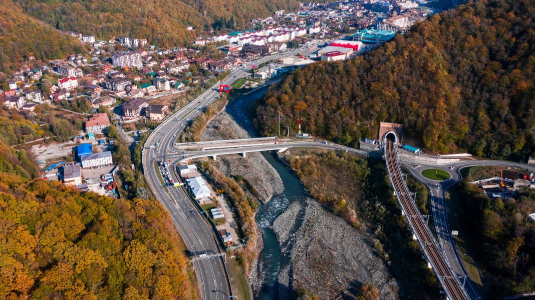 Трасса Джубга – Сочи названа в числе дорог с самыми тяжелыми ДТП
