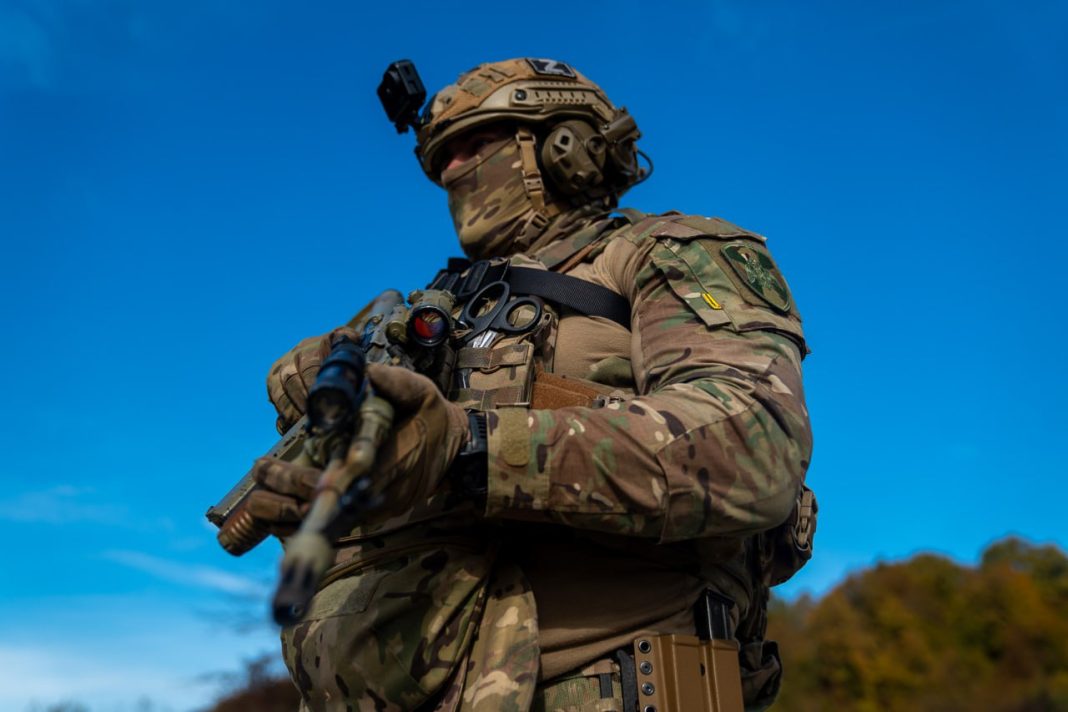 Спецназ Росгвардии задержал в Сочи подозреваемого в вымогательстве 800 тысяч рублей