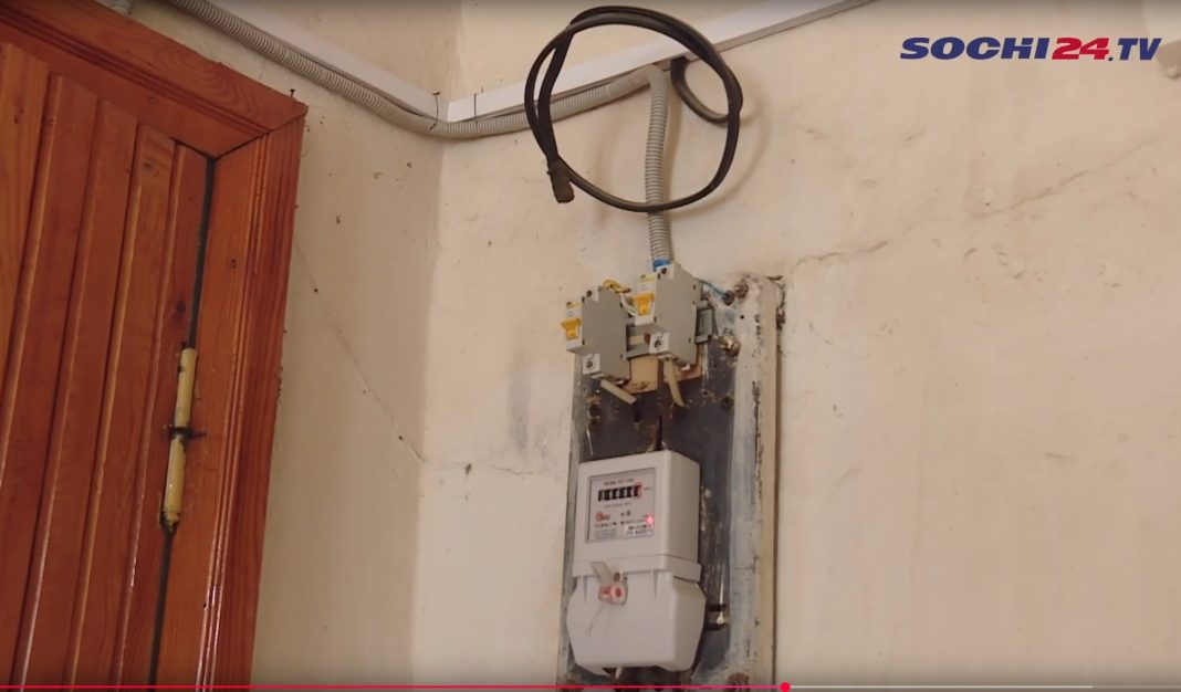 Три смерти с начала года: старые провода и печное отопление — главные причины пожаров в Сочи