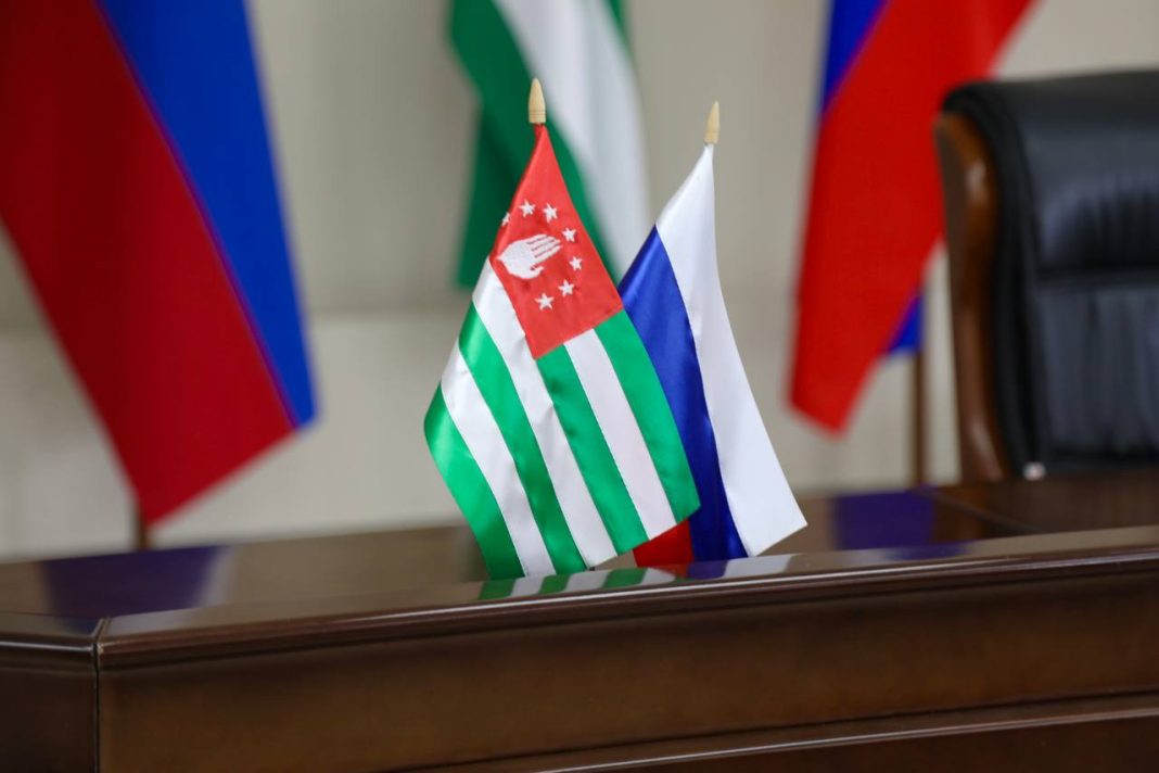 Новые «нападки» на россиян зафиксированы во время второго тура президентских выборов в Абхазии