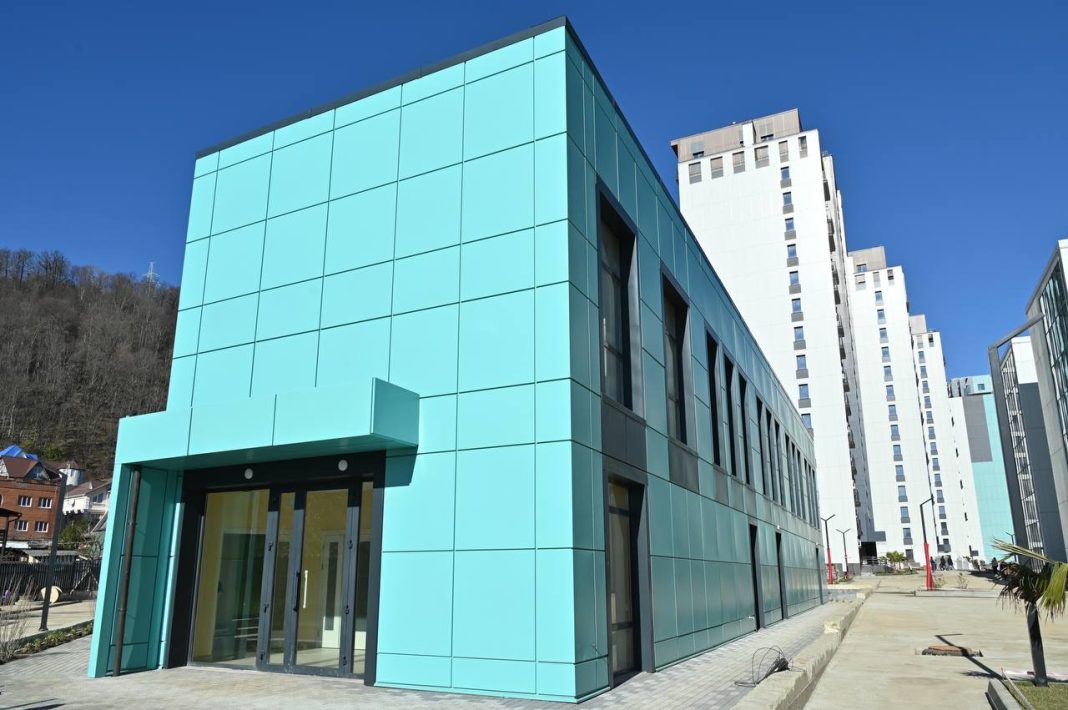 Мэр Сочи: Центр образования в Дагомысе откроется к началу учебного года