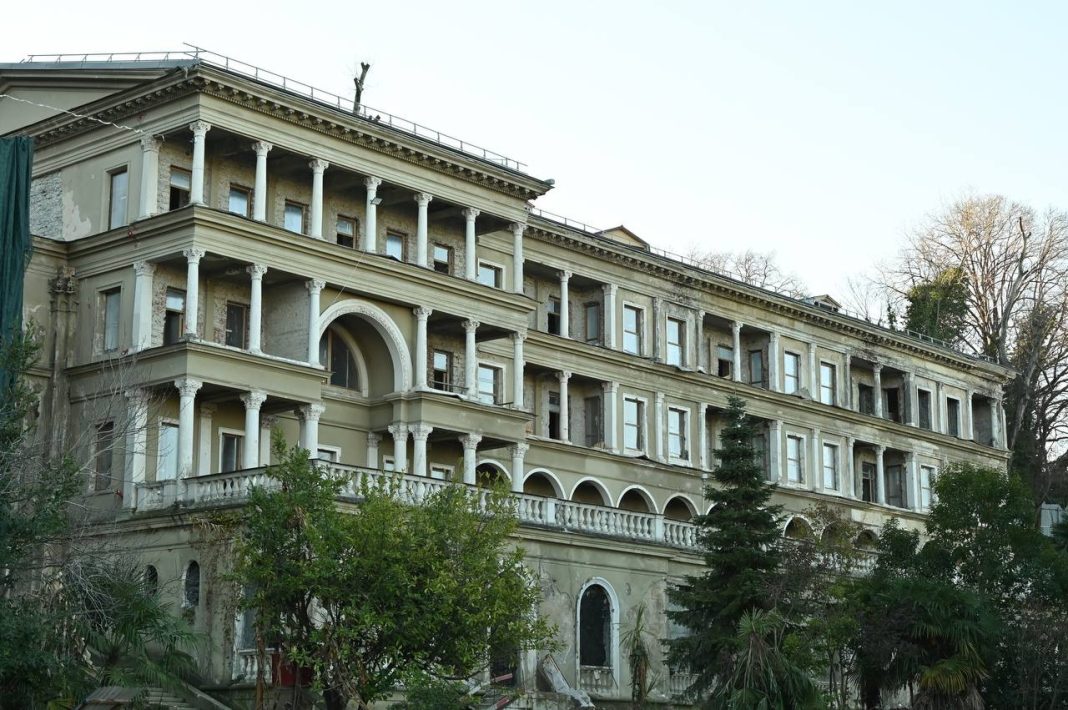 Вторая жизнь «Волны»: восстановленный санаторий снова примет гостей