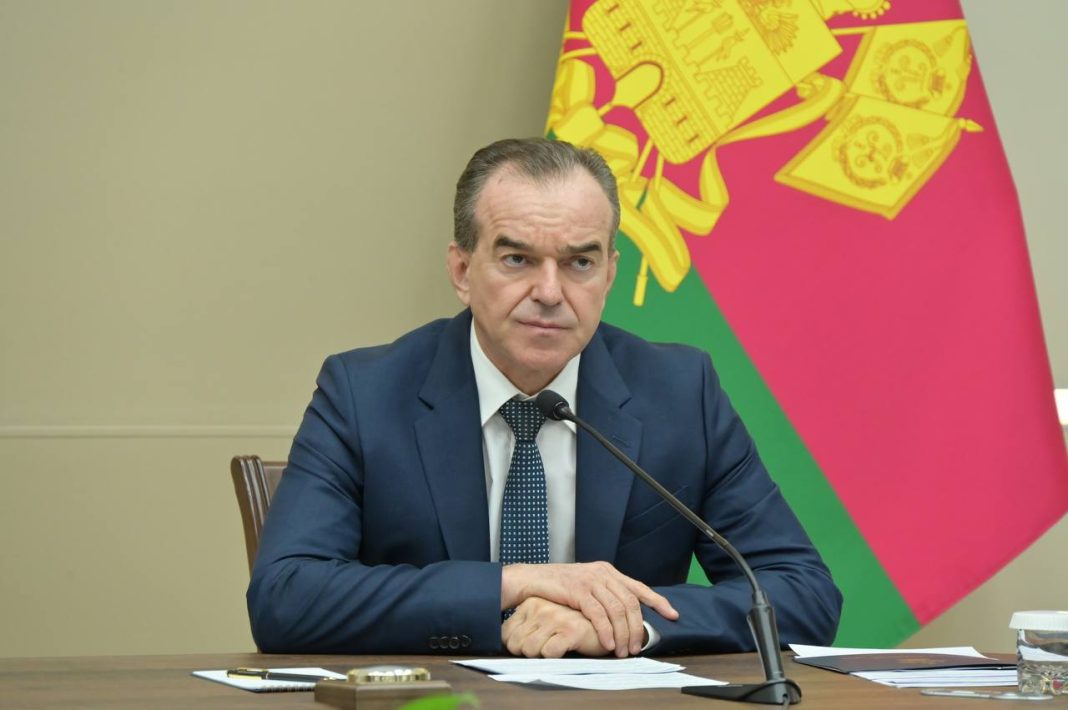 Внимание, фейк: Вениамин Кондратьев не вводил ограничения на отпуск топлива в регионе