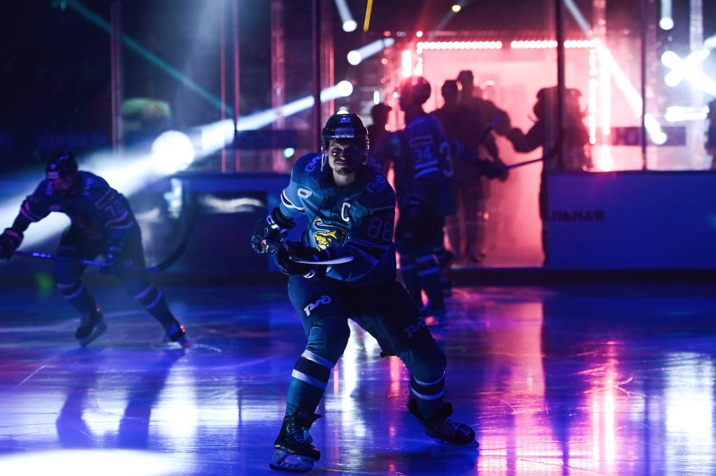 Сочинские «леопарды» сразились с ХК «Динамо Мн» на домашнем льду: счет последнего матча в этом сезоне