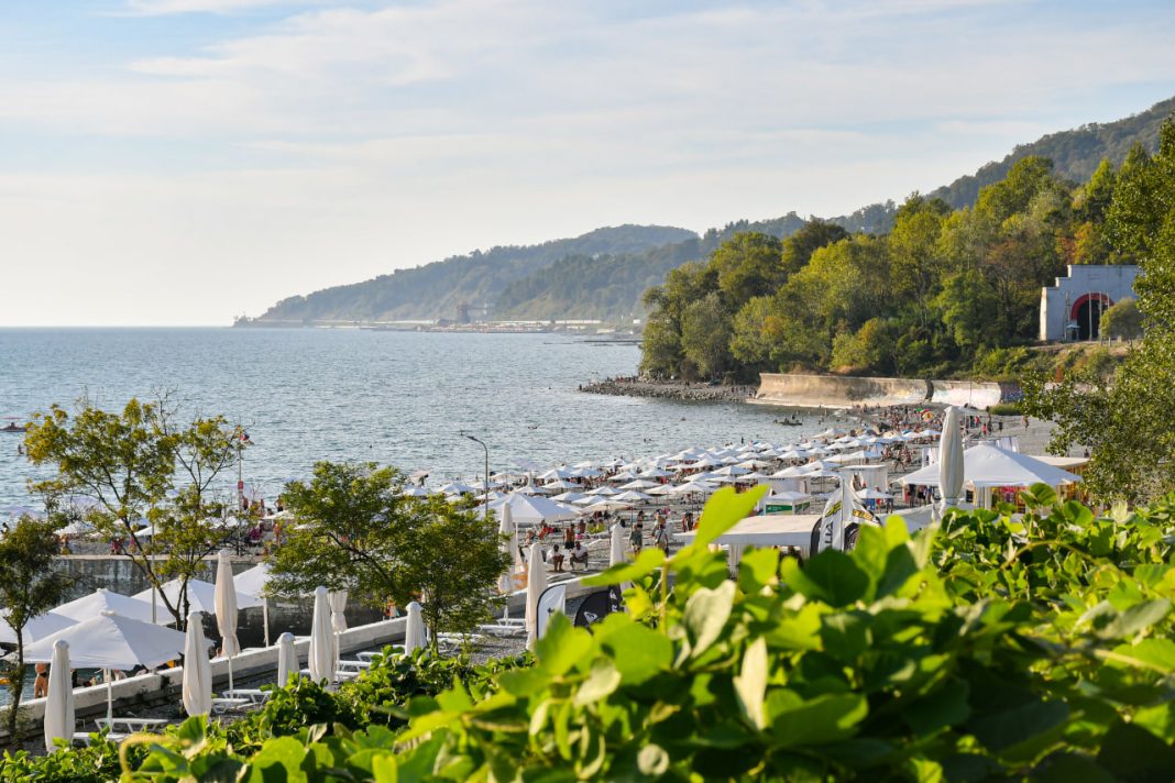 Сочи ожидает очередное резкое потепление до аномальных +25 градусов