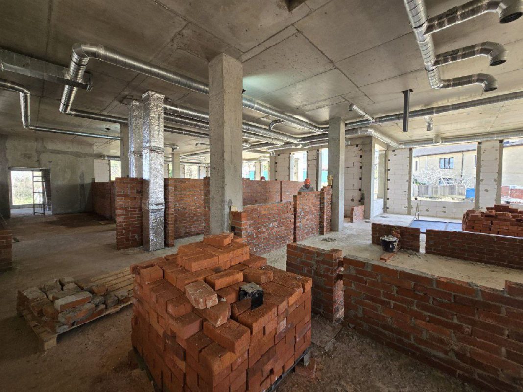 В Сочи застройщиков обязали выплатить 1,2 млрд рублей за отсутствие соцобъектов