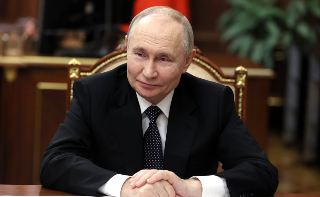 Путин направил приветствие участникам биоконференции в Сочи: Россия готова помогать в борьбе с угрозами