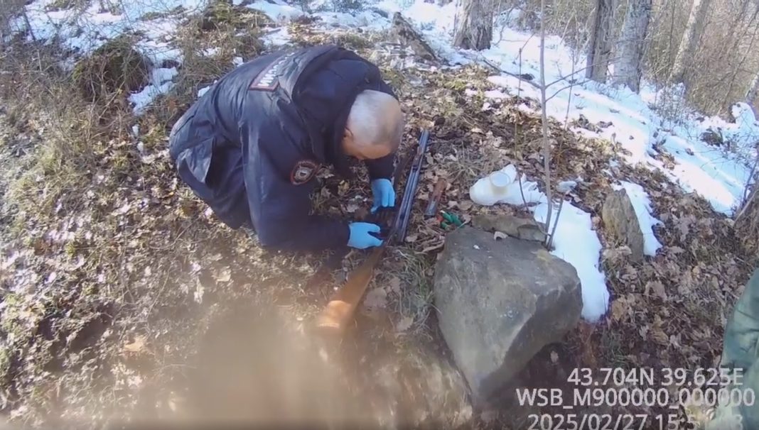 Незаконная охота в Сочи: в нацпарке задержали браконьера с ружьем