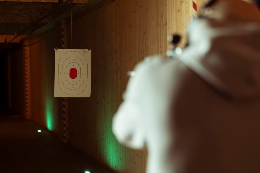 В Сочи раскрыли кражу пневматического оружия из тира