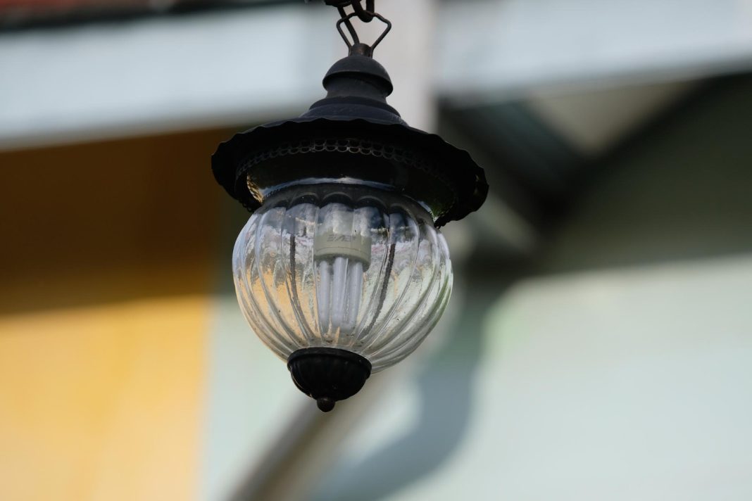 В Сочи 30 апреля отключат свет на десятках улиц: полный список