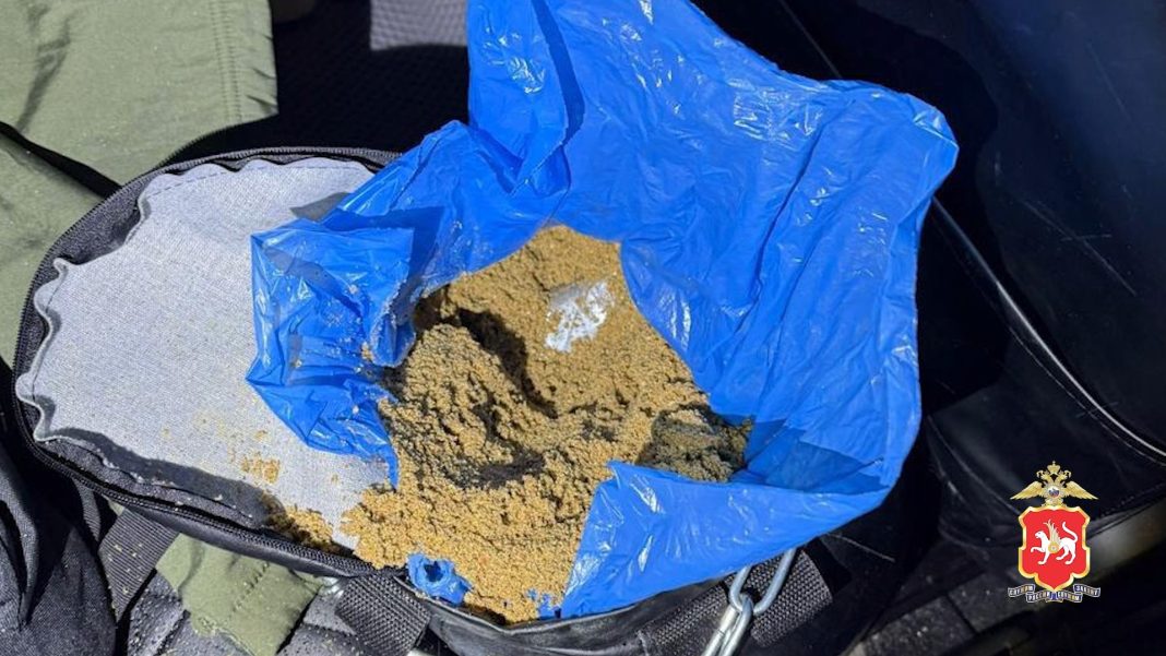 В Татарстане задержали сочинца с наркотиками в боксерской груше