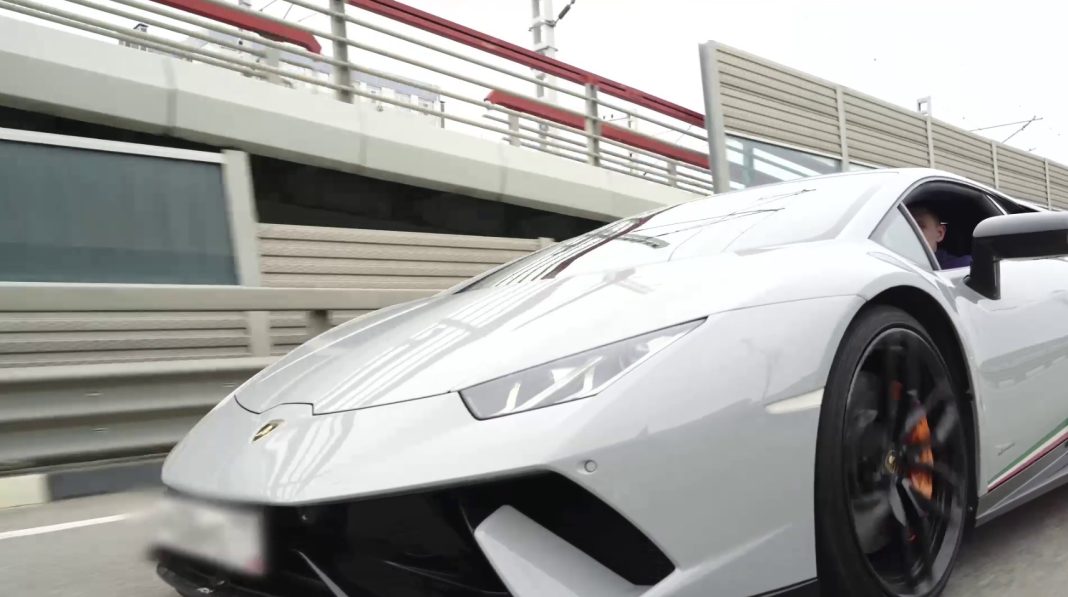 В Сочи водителя Lamborghini лишили прав за фальшивые номера