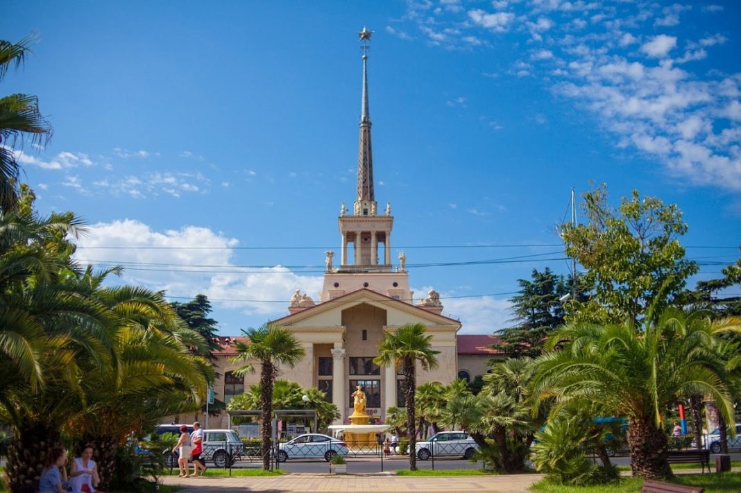 Сочи отмечает День города: главному курорту России исполняется 100 лет