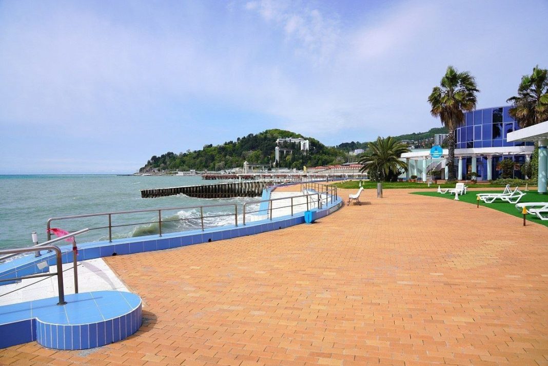 Сочи откроет пляжи в два этапа: май — старт, июнь — полноформатный сезон