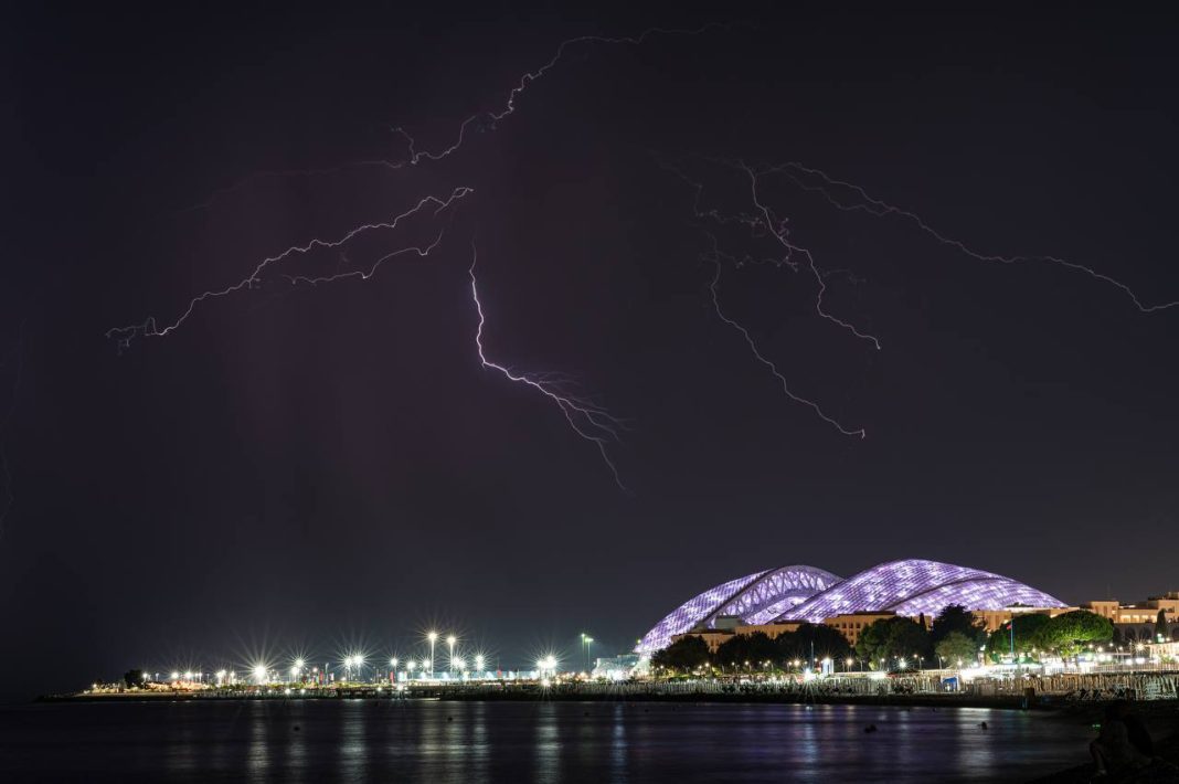 Гроза обрушится на прибрежный кластер Сочи в ближайшие сутки