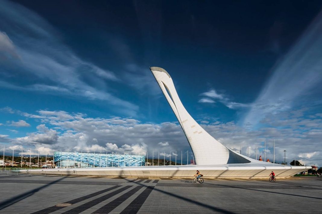 Гидроизоляция Поющего фонтана в Сириусе выполнена на 50%