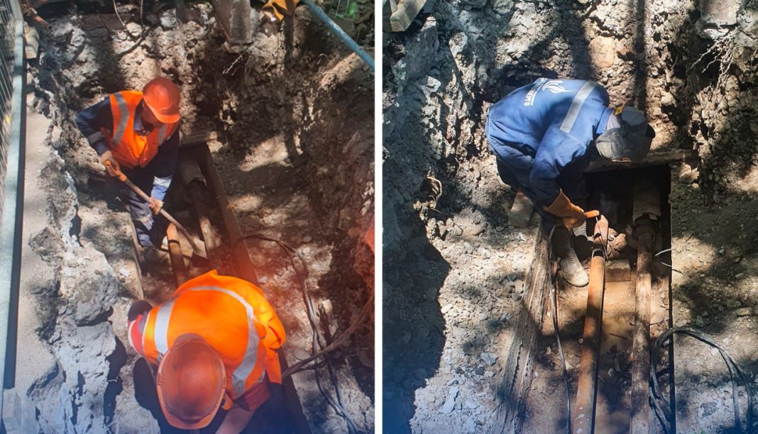 Коммунальщики устраняют аварию на тепловых сетях котельной №14: утечка произошла в центре Сочи