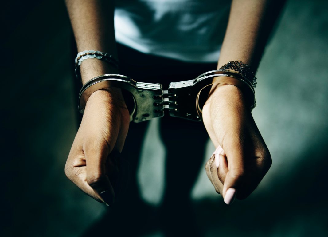 Жительница Сочи фиктивно зарегистрировала у себя дома мигранта-террориста