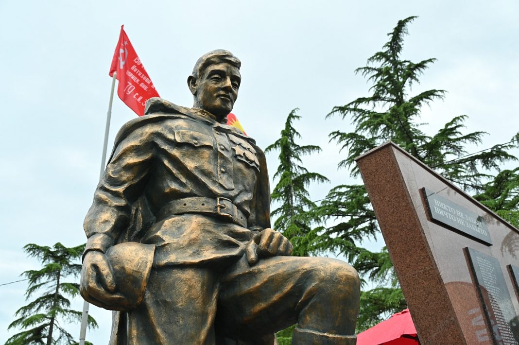 В Сочи открыли обновленный мемориал воинам ВОВ в селе Раздольное