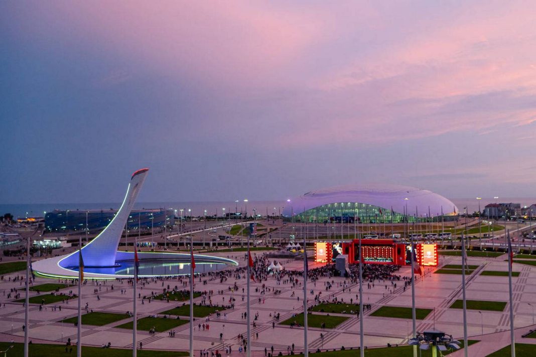 В Сочи меняют движение транспорта из-за международных матчей: