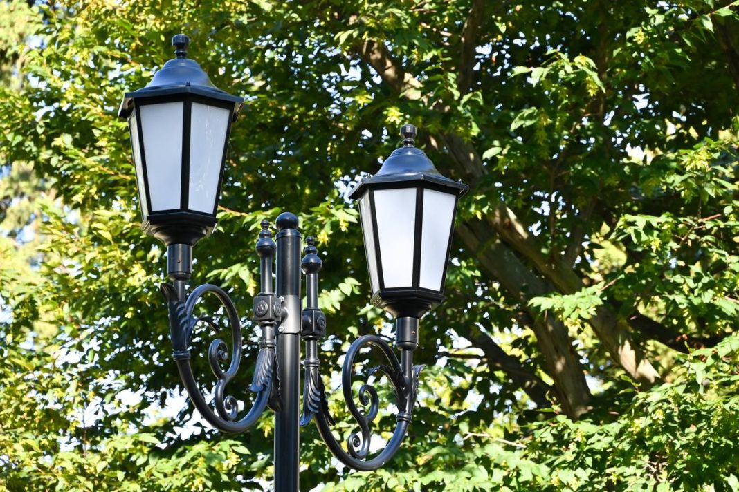 На улицах Сочи появятся новые сети освещения