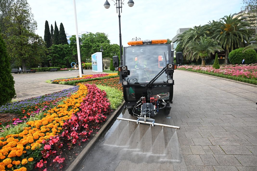 В Сочи усилена санитарная обработка мест массового скопления людей