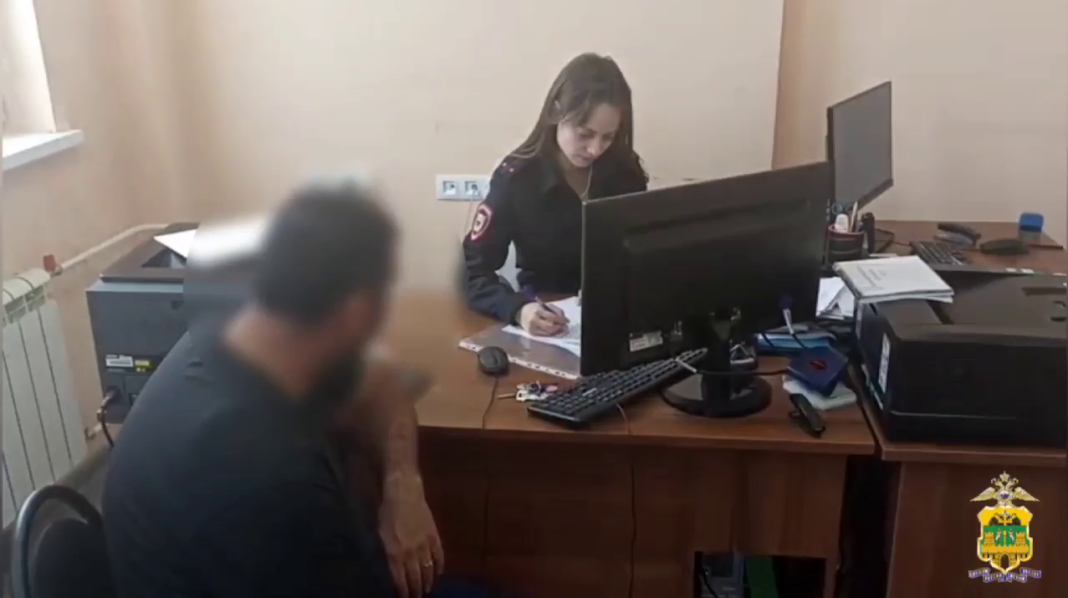 Штраф до 200 тысяч: в Сочи магазин поплатился за продажу энергетика подростку