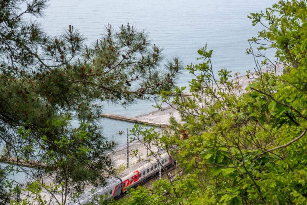 С 12 июня из Грозного в Сочи можно уехать на прямом поезде