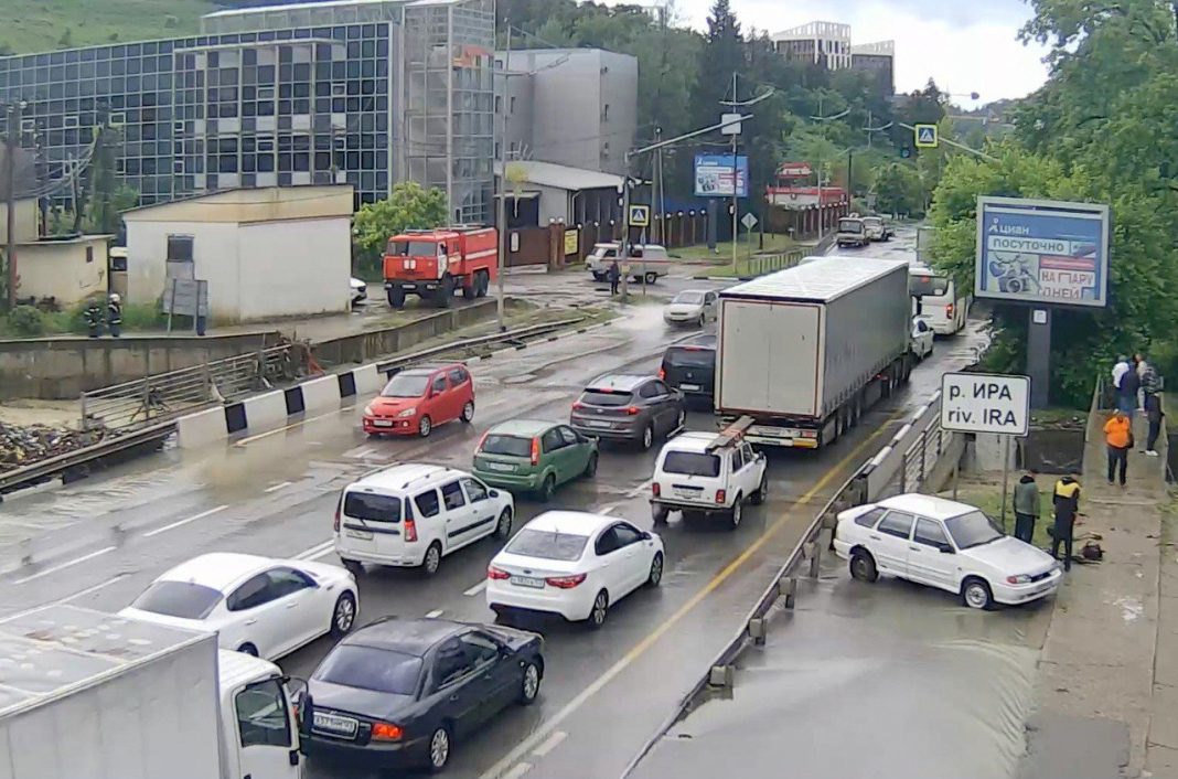 МЧС сообщает: подъем воды в реке Ира не опасен для Сочи