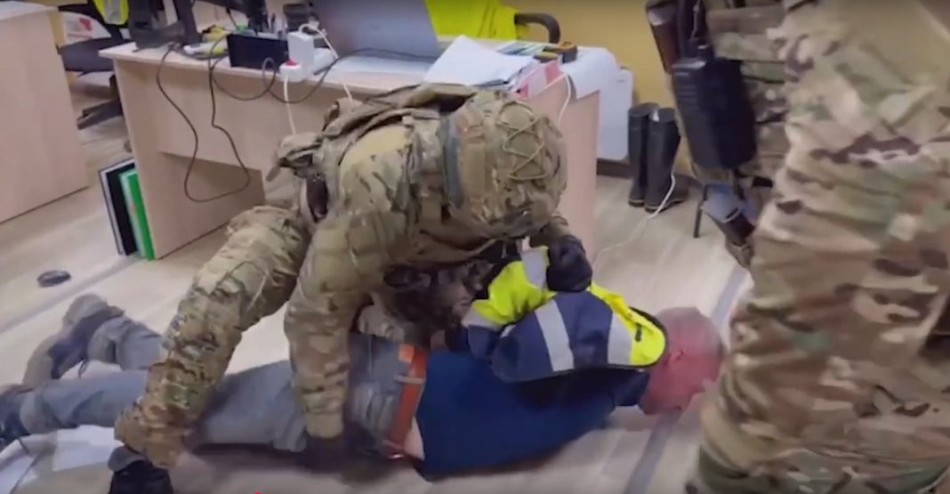 ФСБ: в Абхазии задержан агент украинской разведки, готовивший теракт в аэропорту