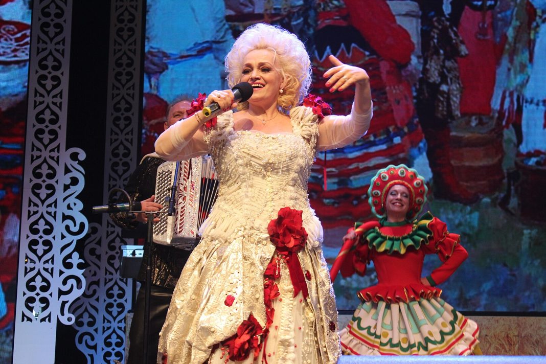 РАО подало иск к «Золотому кольцу» из-за исполнения песен Кадышевой на ее же концерте