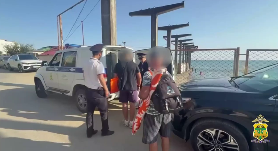 Пляжный скандал в Сочи: мужчины получили штрафы за нудизм