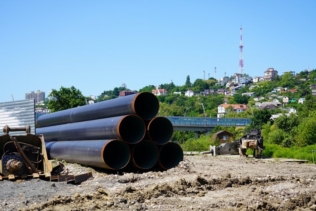 80 тысяч сочинцев ждут улучшений: в Соболевке обновляют сети водоотведения