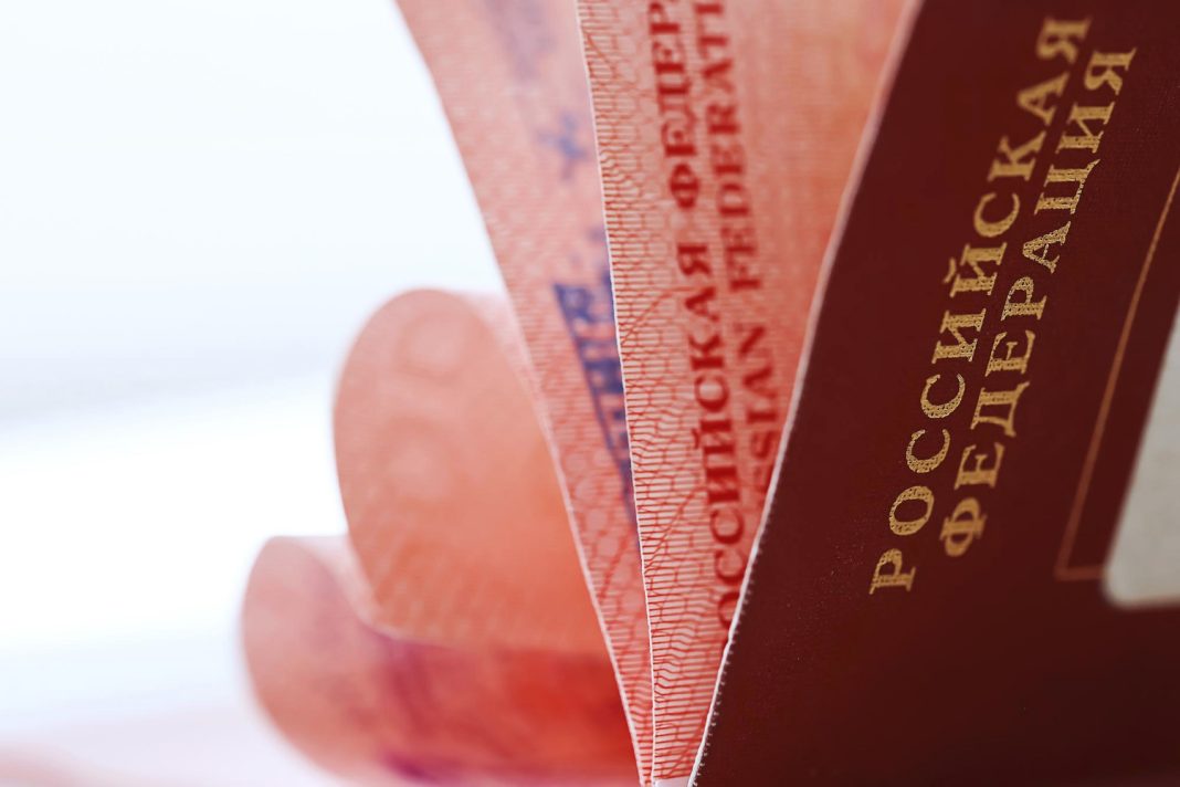 Только загранпаспорт: РСТ просит сохранить выезд детей в Абхазию и Белоруссию по свидетельству о рождении