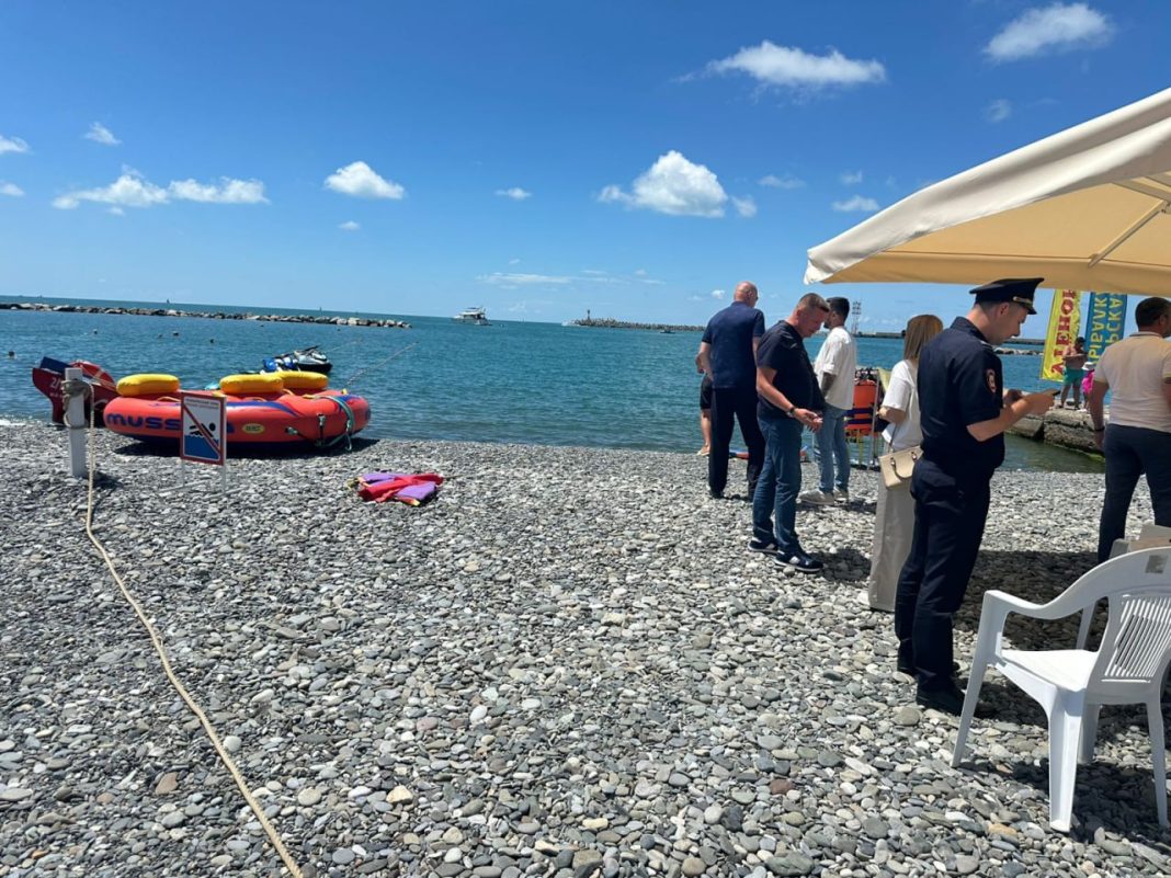 Пляжи Сочи проходят комплексную проверку: на курорте функционируют 180 таких территорий