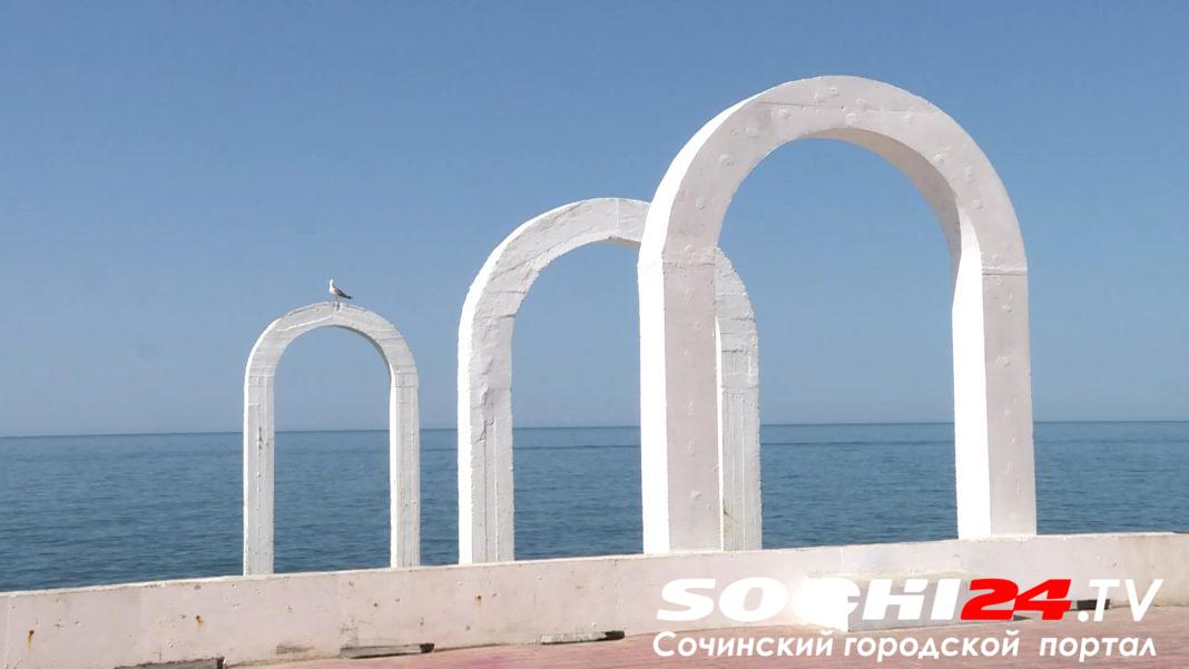 Любимое место для фото: арки «Санта-Барбары» восстановили в Сочи