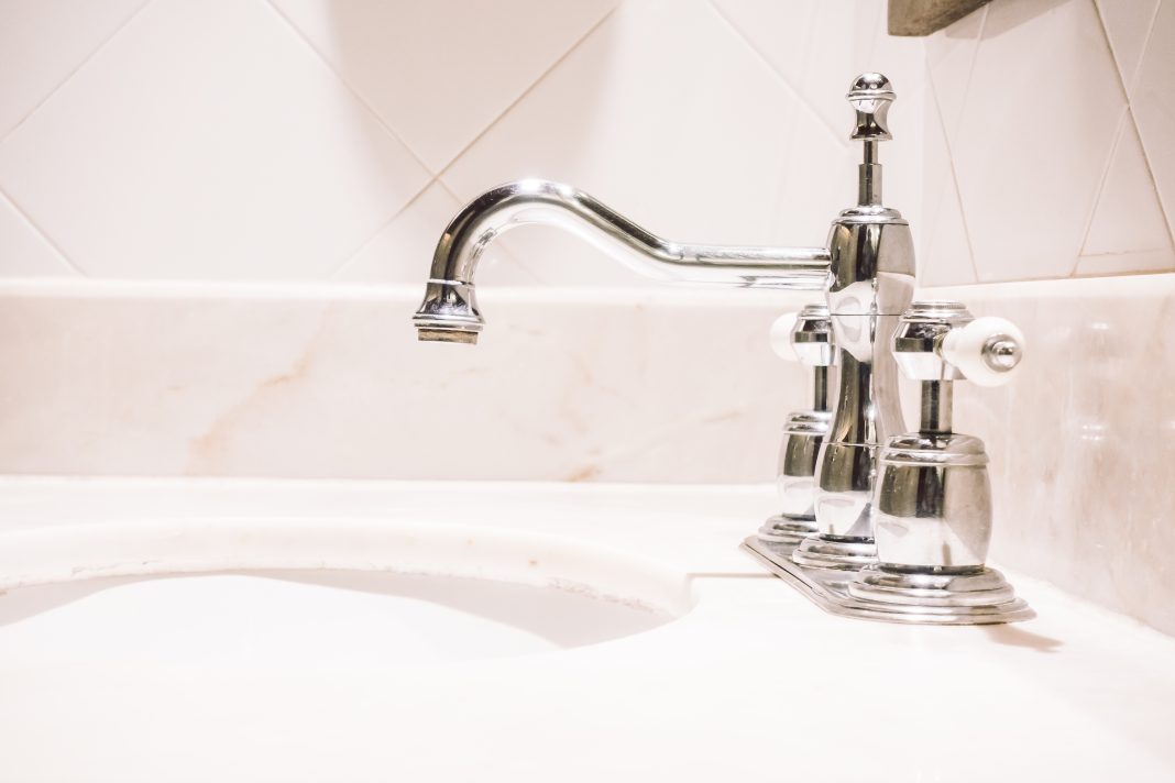 Сочинцы, проживающие в Центральном районе, могут остаться без горячей воды на 2 часа