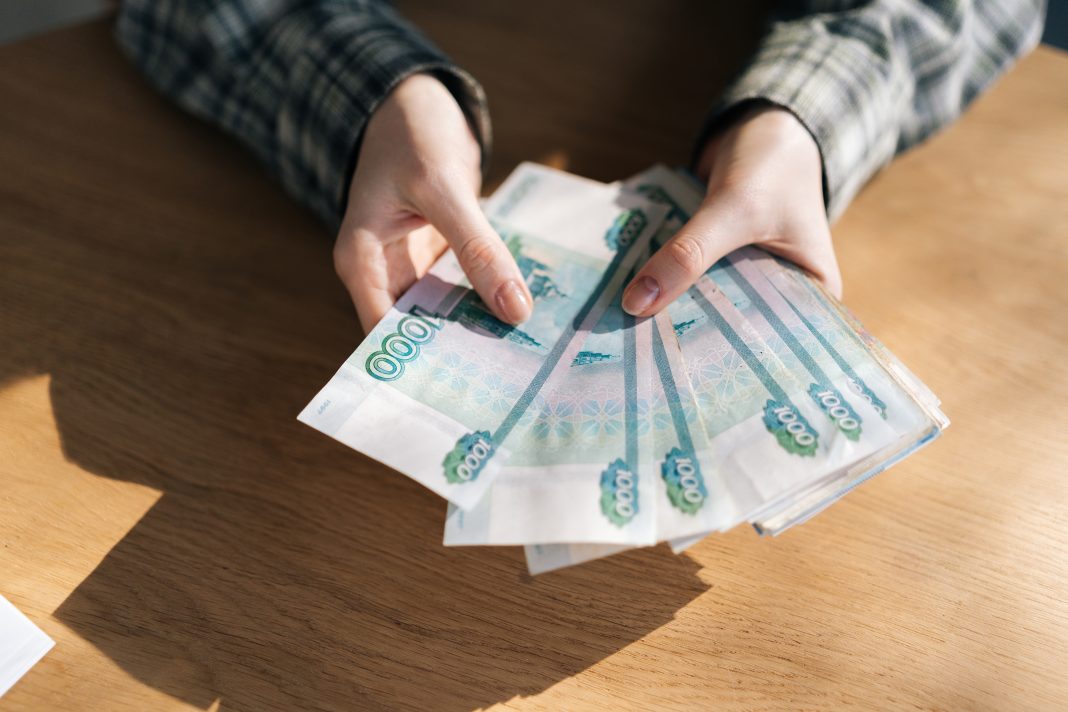 40-летняя сочинка заплатит штраф за выкрики экстремистских лозунгов