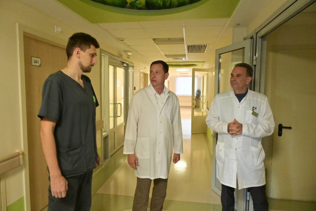 Сочи после атаки БПЛА: мэр проверил больницу и ход восстановительных работ