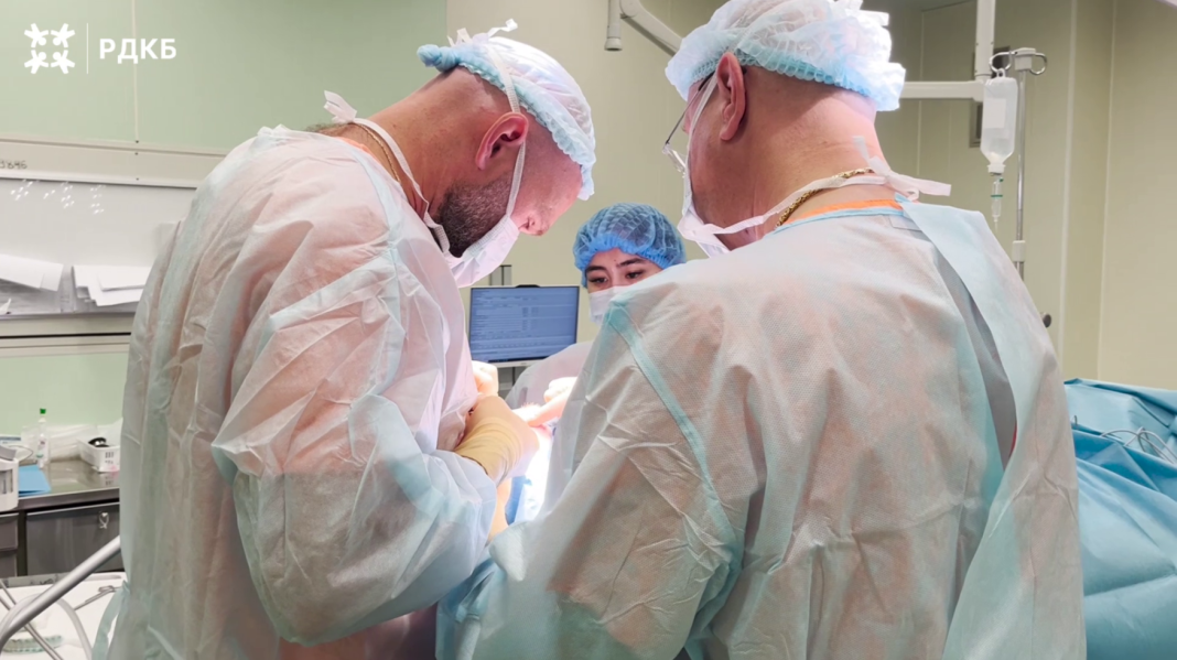 Испытания позади: сочинскому мальчику после укусов хаски восстановили нос